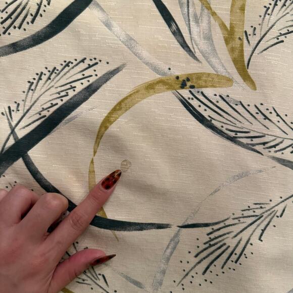 Tommy Bahama 100% Silk Hawaiian Camp Shirt XL Beige Palm Leaf Print Resort Aloha - Picture 5 of 7